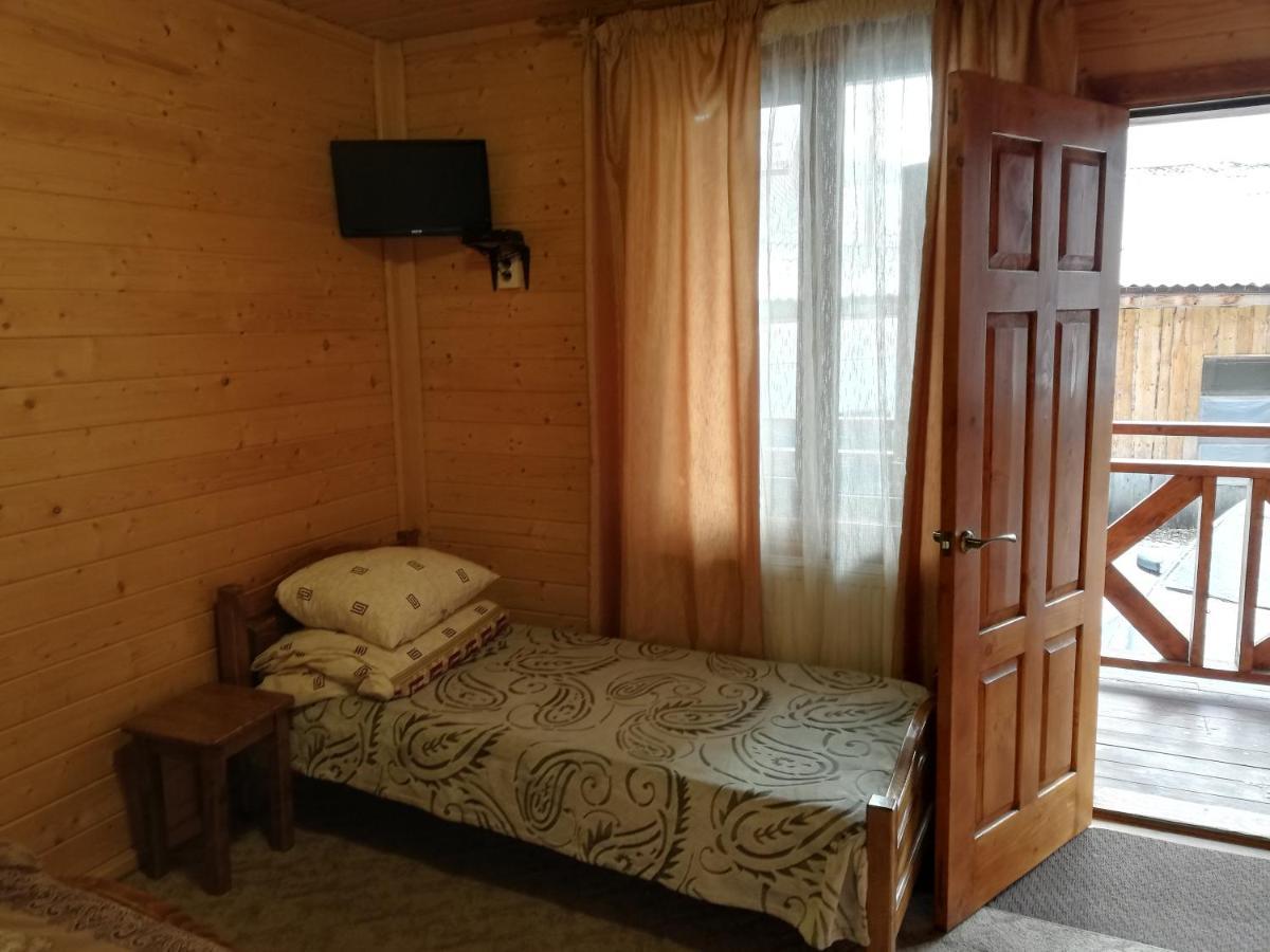 Krym Hotel Yaremche Luaran gambar