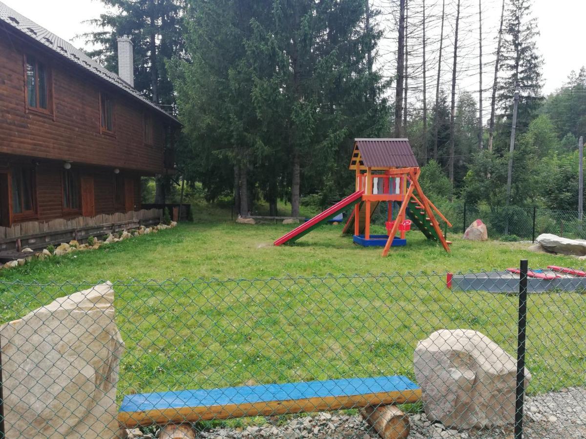 Krym Hotel Yaremche Luaran gambar