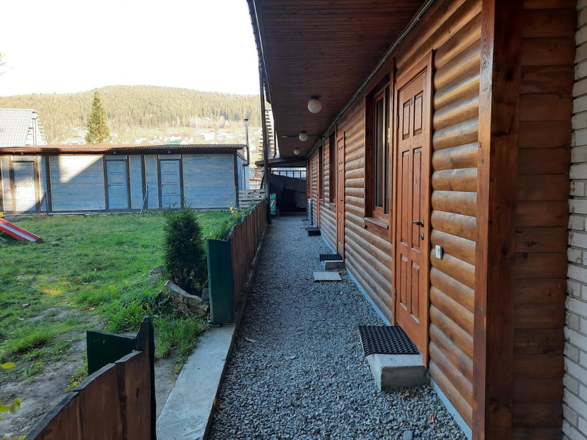 Krym Hotel Yaremche Luaran gambar