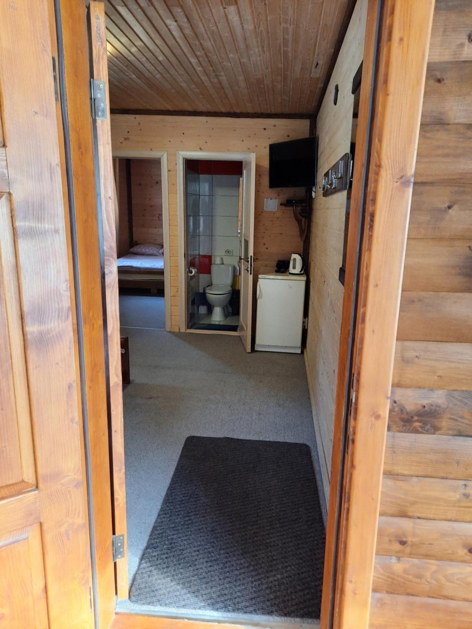 Krym Hotel Yaremche Luaran gambar