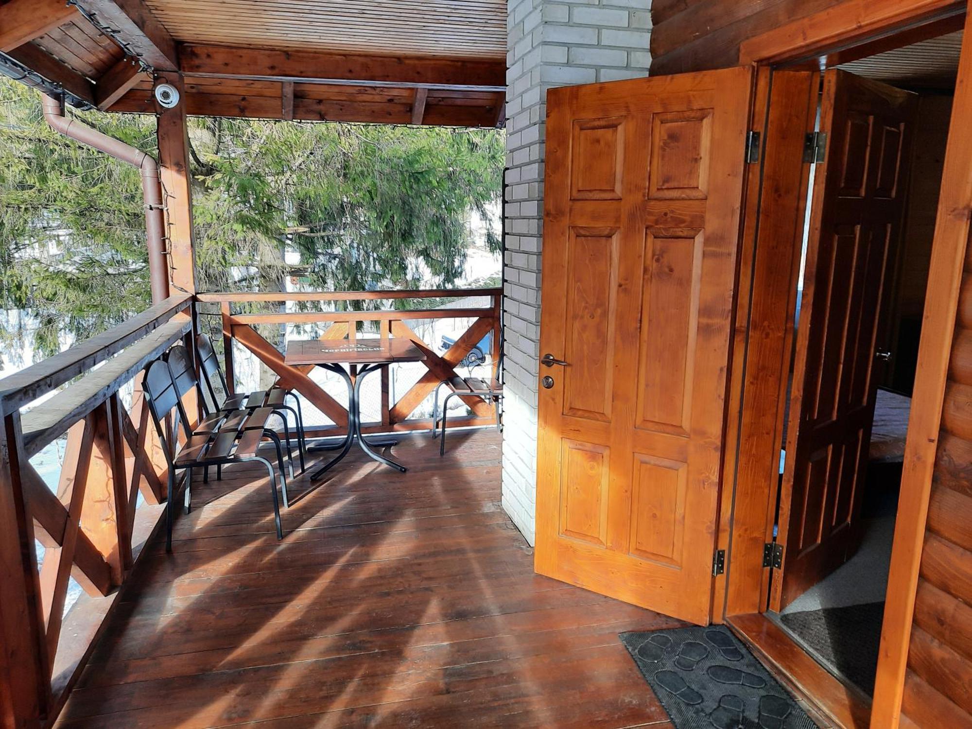 Krym Hotel Yaremche Luaran gambar