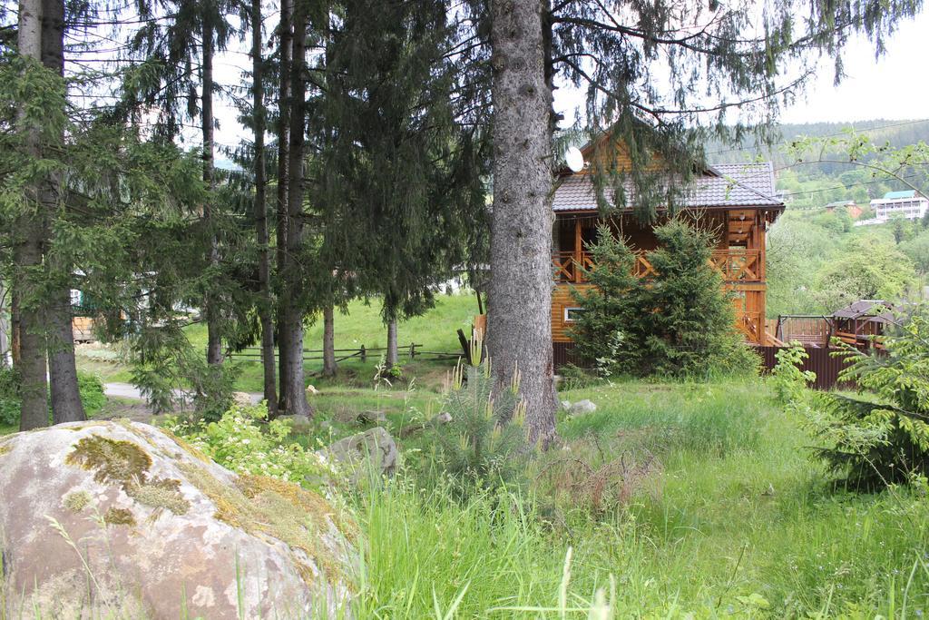 Krym Hotel Yaremche Luaran gambar