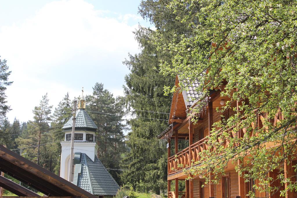 Krym Hotel Yaremche Luaran gambar