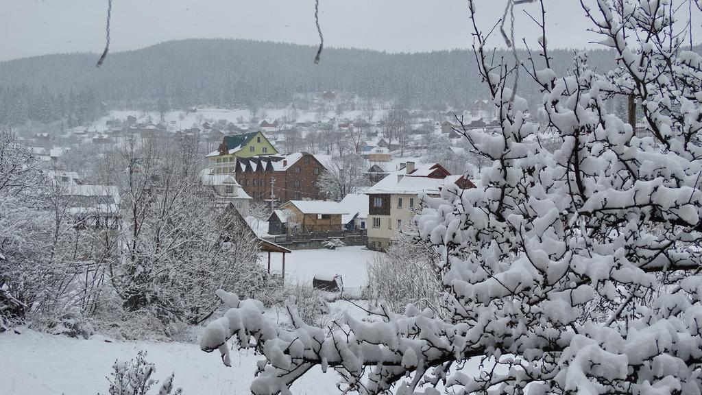 Krym Hotel Yaremche Luaran gambar
