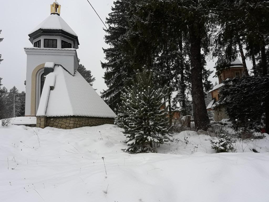 Krym Hotel Yaremche Luaran gambar