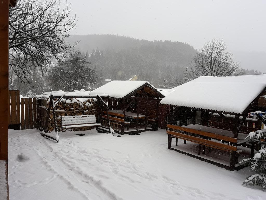 Krym Hotel Yaremche Luaran gambar